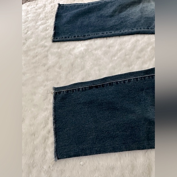 MADEWELL High Rise Straight Frayed Ankle Jean - Picture 4 of 10